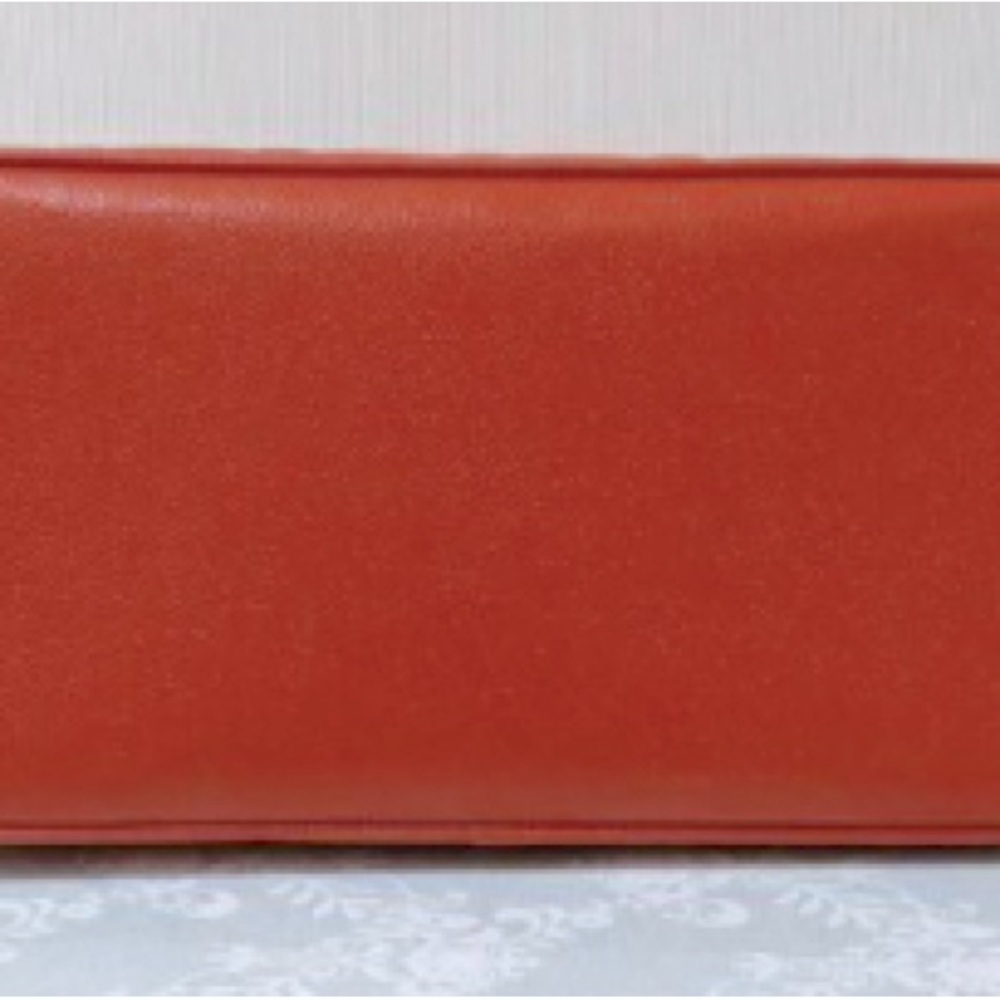 CHANEL Matelasse “RARE RED” Medallion Tote-CAVIAR Skin - comes with COA - Picture 8 of 12